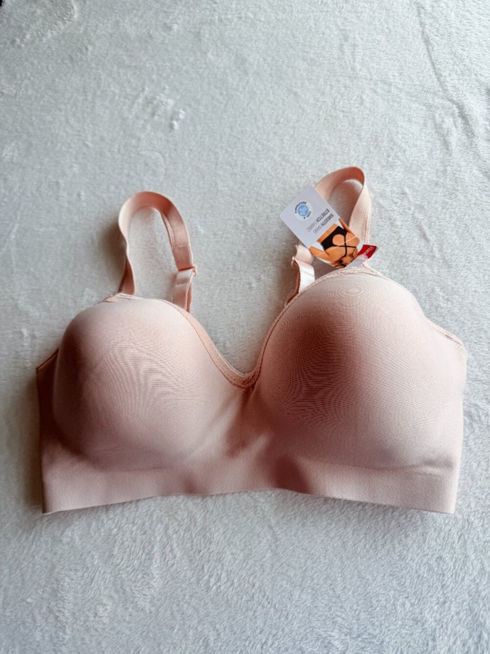 Hanes Cream NWT A Perfect Fit Convertible T-Shirt Bra Womens XL